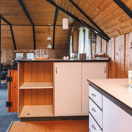 Feriehus Spacious Retreat With View *