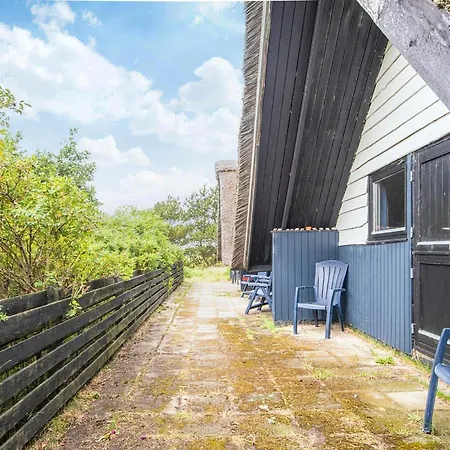 Spacious Retreat With View * Blåvand