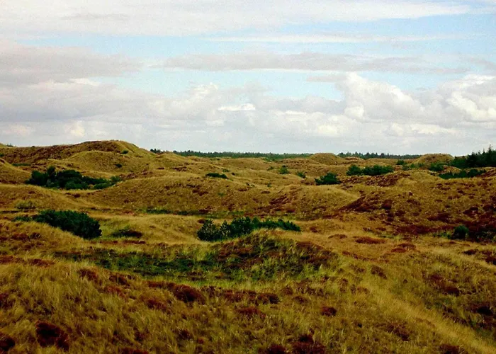 Spacious Retreat With View - By Traum *